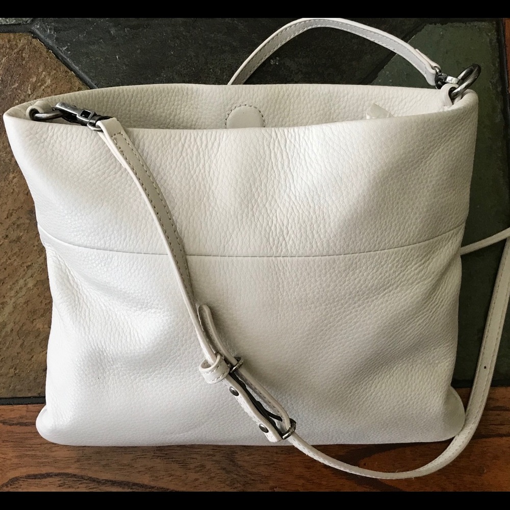 The Sak Purse